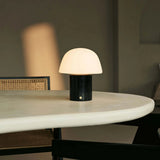 Maes Noir – Lampe de table rechargeable en marbre Nero Marquina