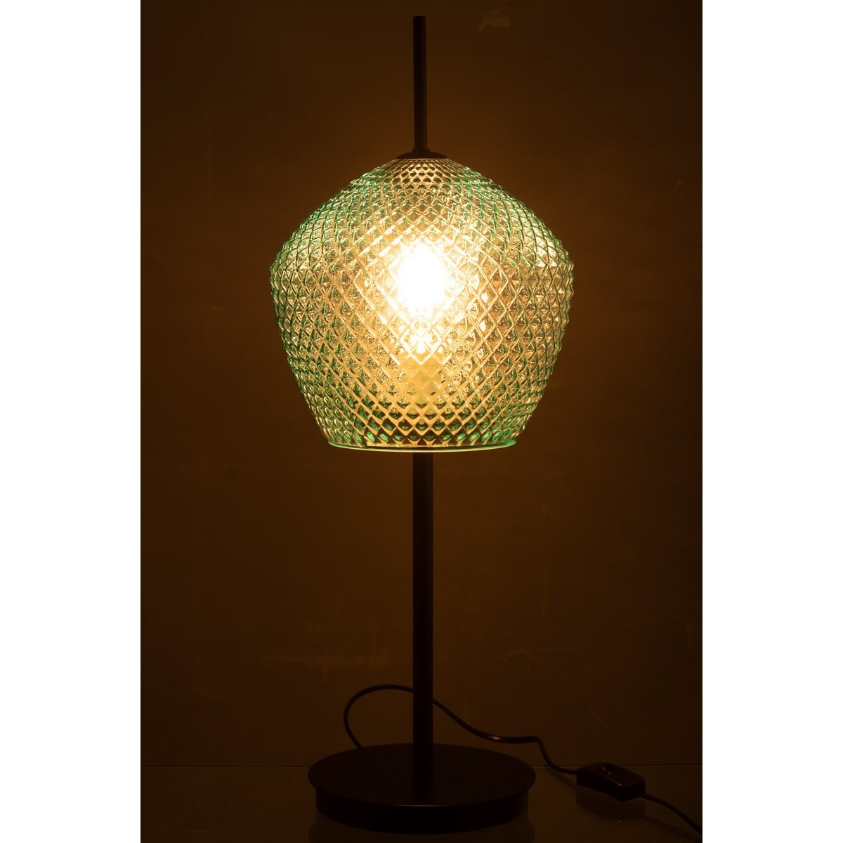 Détail du design moderne de la lampe J-Line en verre vert