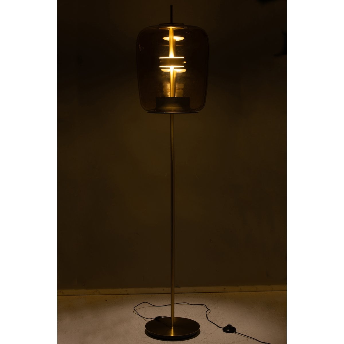 Lampadaire J-Line, vue rapprochée de la base