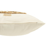 Coussin décoratif J-Line dans un intérieur élégant pour Noël
