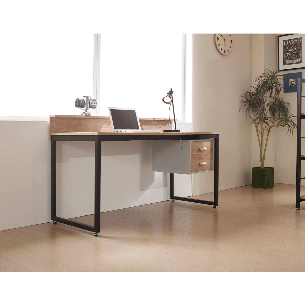 Bureau élégant dans un espace de travail moderne