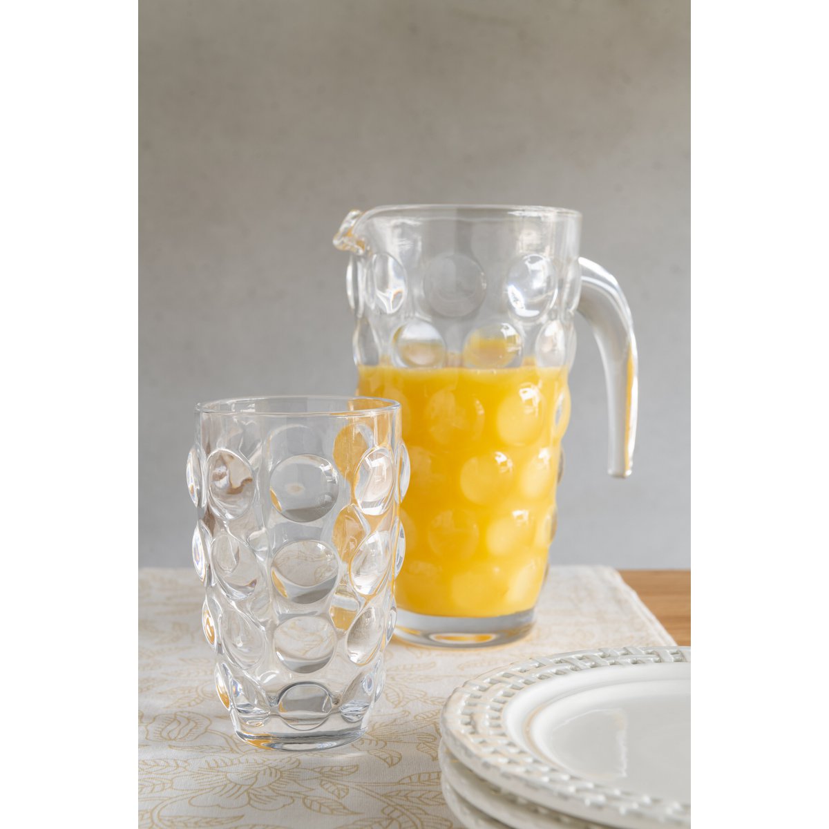 Carafe J-Line Bubble montrant le design bulle unique