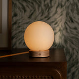 Lampe rechargeable en bois marron clair Flore