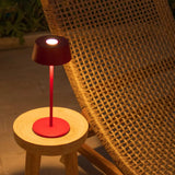 Lampe de table rechargeable rouge Hugo Berry