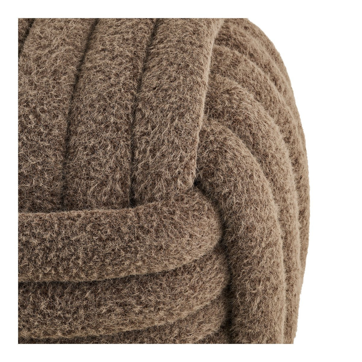 Détail du tissu en polyester du Pouf Napier marron