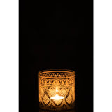 Lanterne J-Line Pattern posée sur une table, ambiance moderne