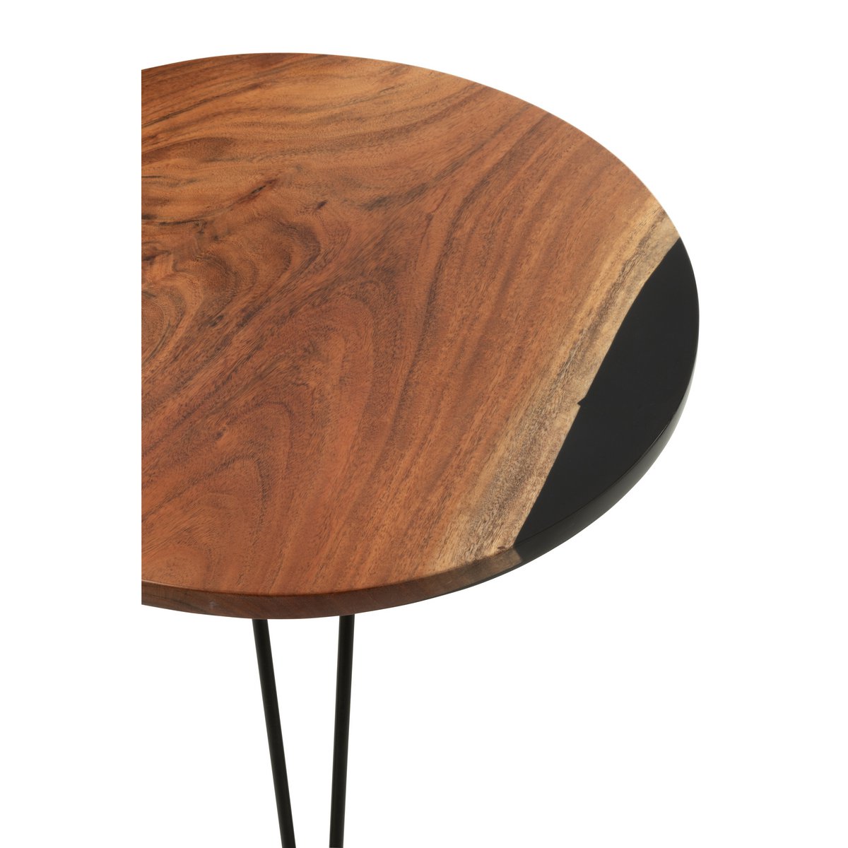 Détail du design de la table d'appoint J-Line Round en bois
