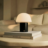 Maes Noir – Lampe de table rechargeable en marbre Nero Marquina