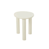 Table d'appoint J-Line Bali en bois blanc sur un tapis