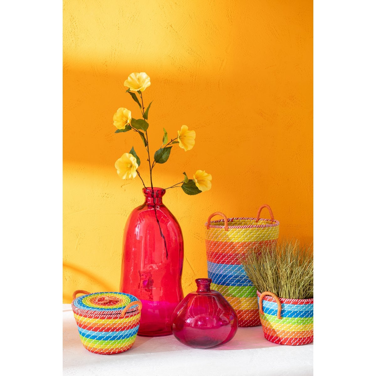 Vue latérale du vase oval J-Line, hauteur 73 cm
