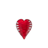 Détail du Presse-papier Cœur en Verre Rouge montrant sa transparence et sa couleur vibrante