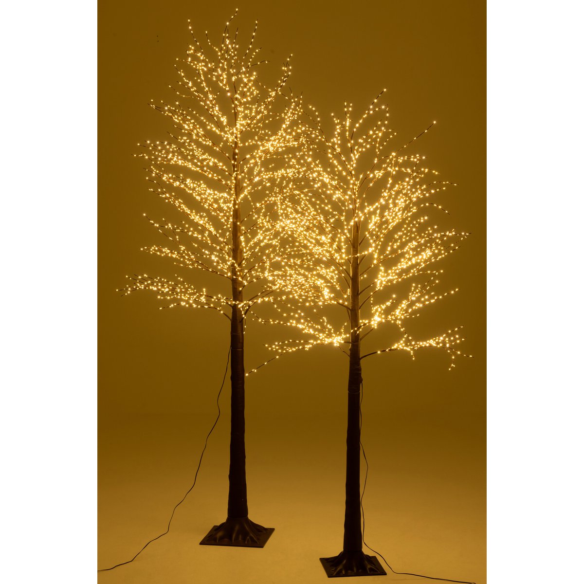 Éclairage de Noël avec l'arbre lumineux J-Line