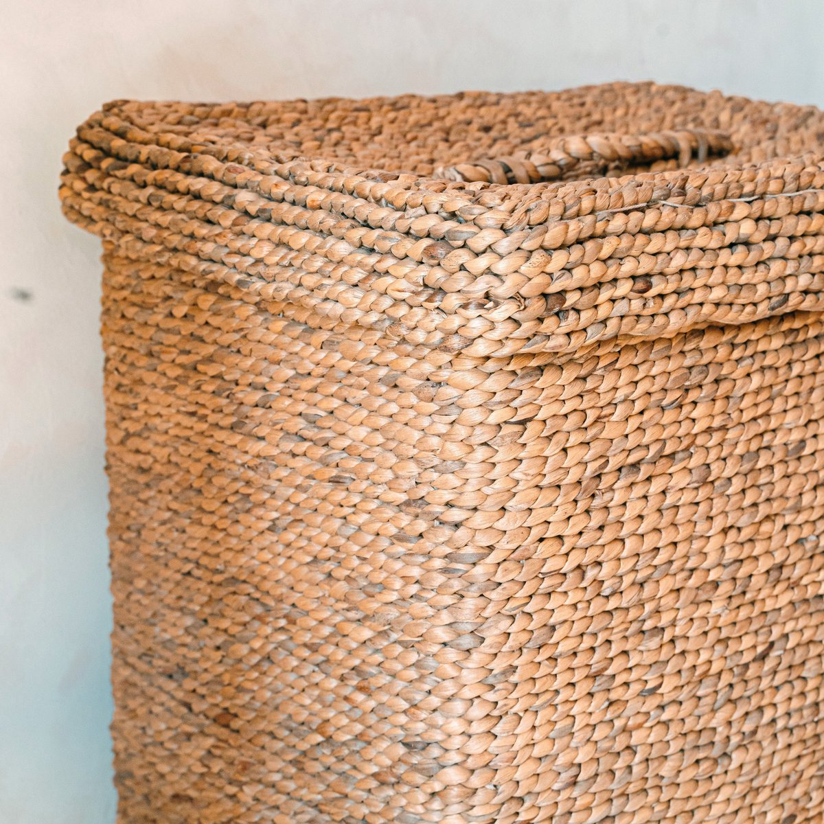 Panier à linge Semeru avec couvercle - ambiance intérieure