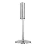 Détail de la base de la lampe de table Paris en métal argenté