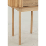 Ambiance scandinave avec la table de chevet J-Line