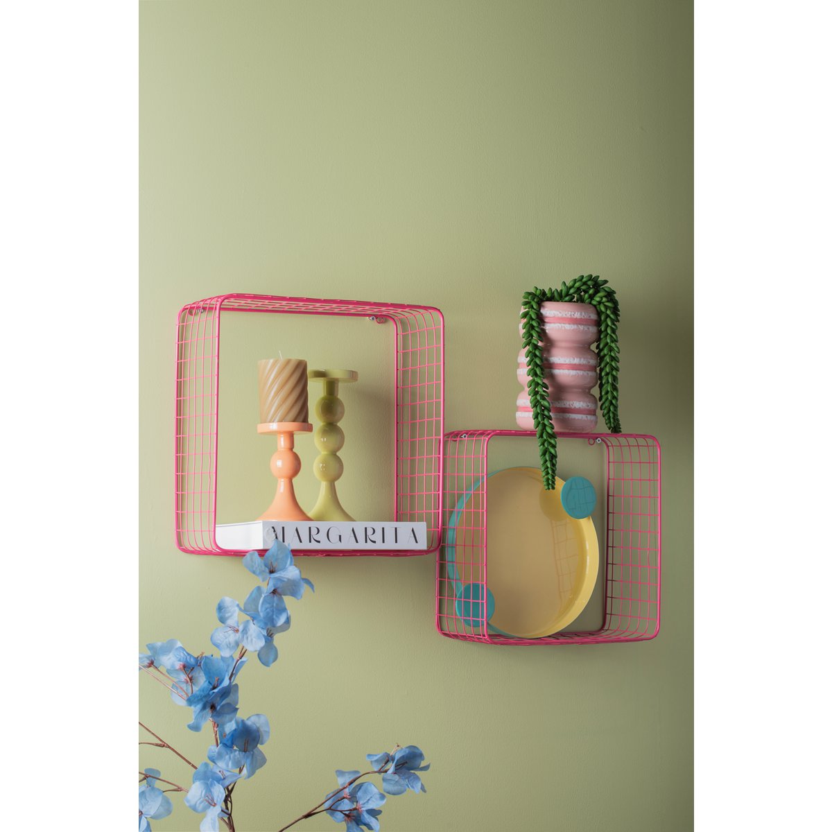 Vase Macaron en céramique rose, ambiance sur table