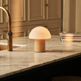 Lampe à poser rechargeable bois et verre marron clair