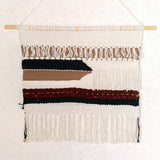 Grande macrame suspendu - décoration murale boho tissée - Muron de coton moderne matériau naturel - décoration murale tissée à la main 120x95 cm Udara