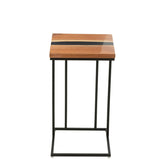 Table d'appoint carré J-Line en bois naturel et résine époxy, vue de face.