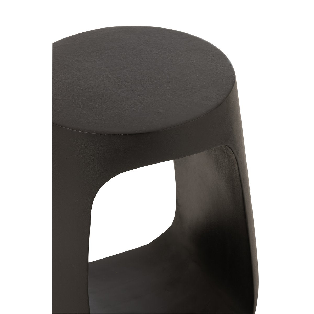 Table d'Appoint Pod en bois recyclé noir avec des objets décoratifs