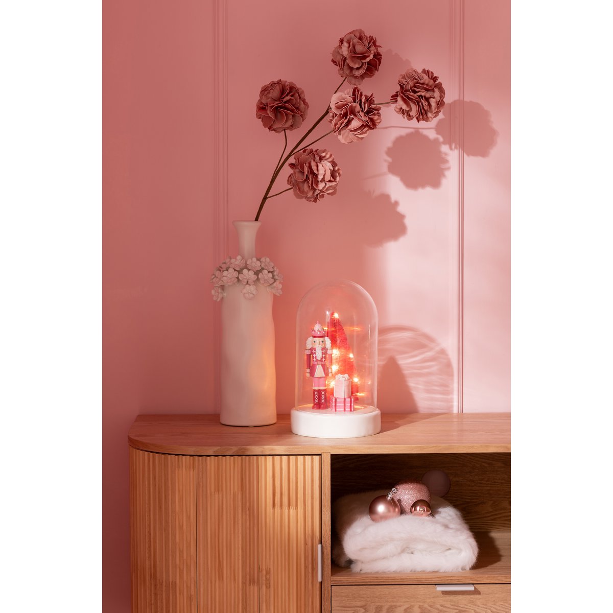 Ambiance festive avec la cloche Casse-Noisette J-Line
