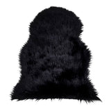 Tapis en peau d'agneau artificielle noir, texture douce et moelleuse