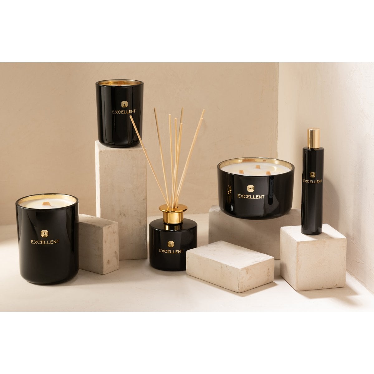 Bougie parfumée J-Line avec couvercle, détail du motif