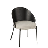 Chaise J-Line Lone, mise en scène avec décoration intérieure