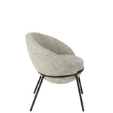 Détail de la chaise J-Line en métal, finition élégante