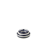 Cendrier J-Line Granade Stripes en céramique blanche et bleue, vue de face