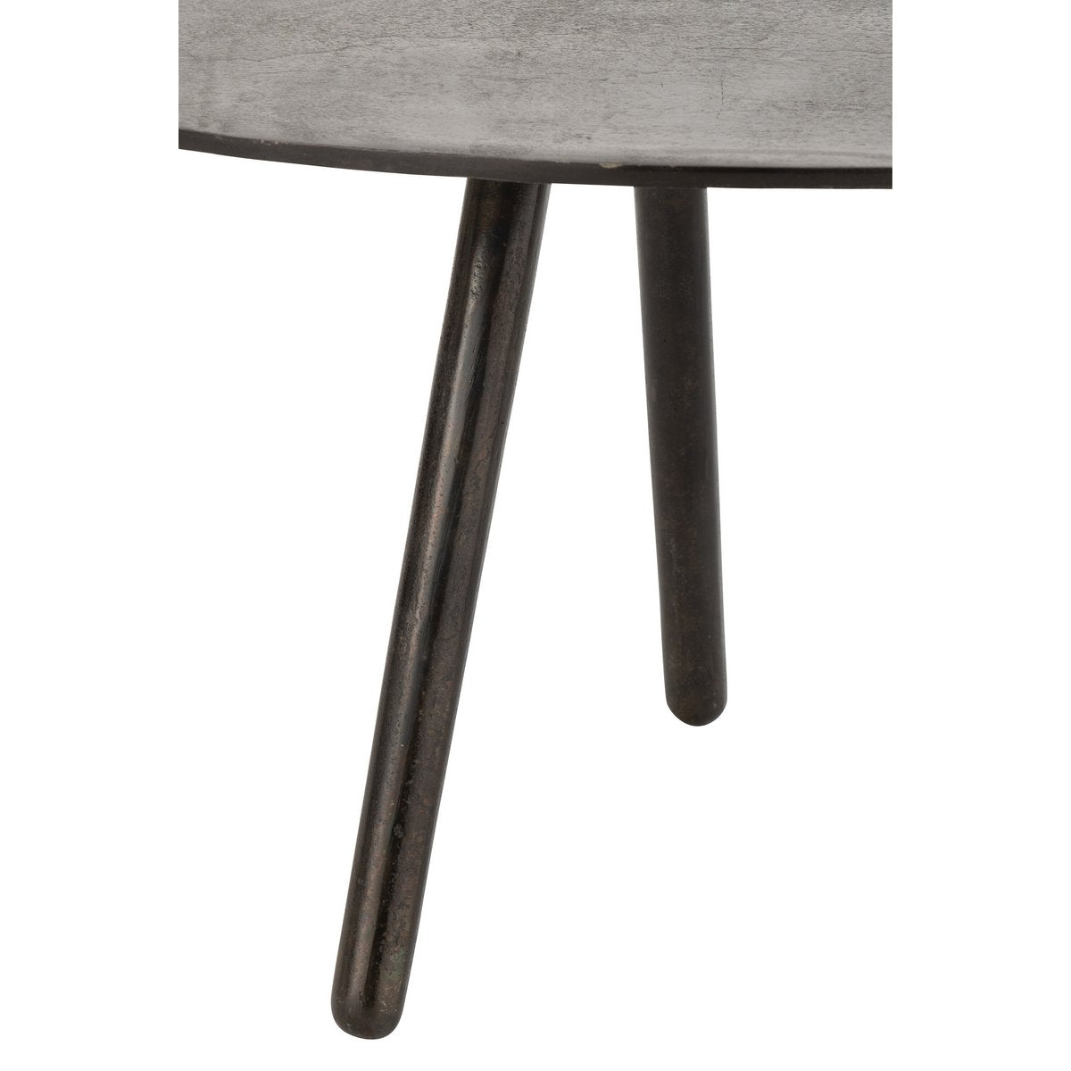 Détail de la surface de la table basse J-Line Drop en métal