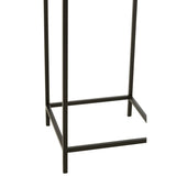 Lanterne J-Line placée dans un salon moderne