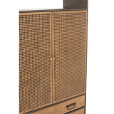 Armoire J-Line ouverte montrant l'espace de rangement