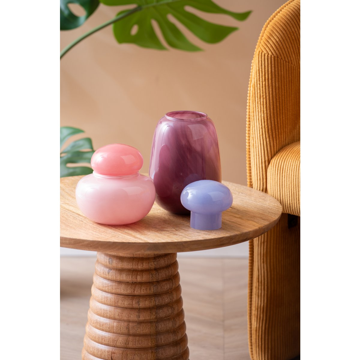 Vase Nuevo Dulce rouge, design moderne et épuré