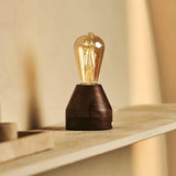 Lampe de table rechargeable en noyer Zavi