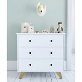 Détail du trou pour les doigts sur la commode Moebilia