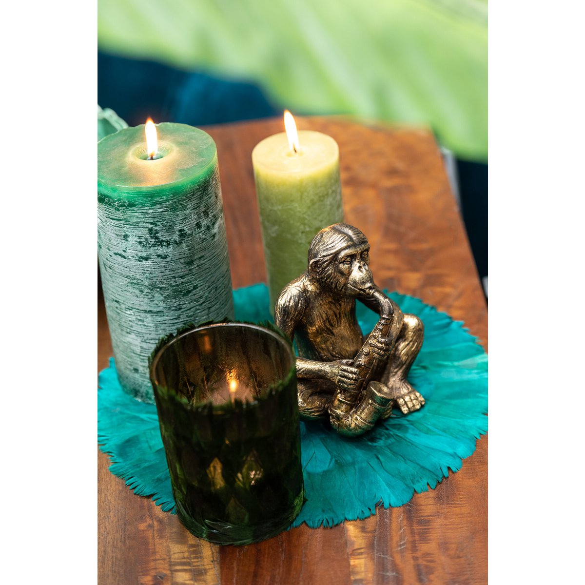 Détail de la texture de la bougie J-Line vert foncé