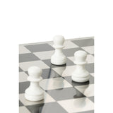 Pièce d'échec J-Line sur une table moderne