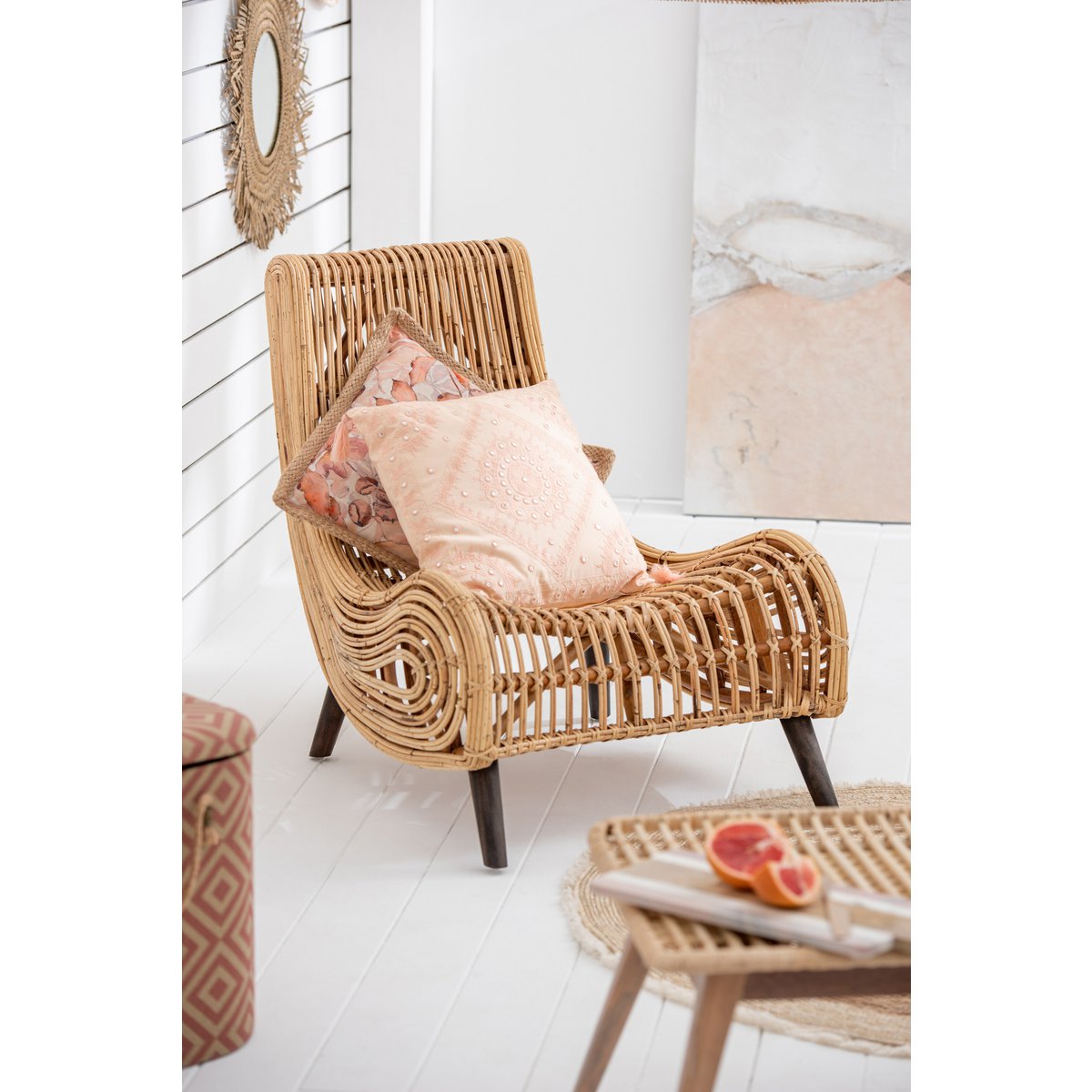 Coussin J-Line Garden en situation dans un jardin