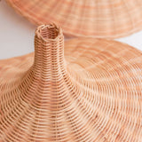 Lampe en rotin | Abat-jour naturel Lampe à suspension en forme d'entonnoir SAYAN en fibres naturelles (2 tailles)
