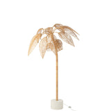 Ambiance décorative avec le lampadaire J-Ligne Coconut dans un intérieur chic