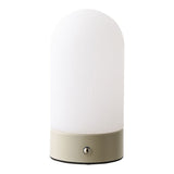 Lampe de table Ashford en métal et plastique, vue de face