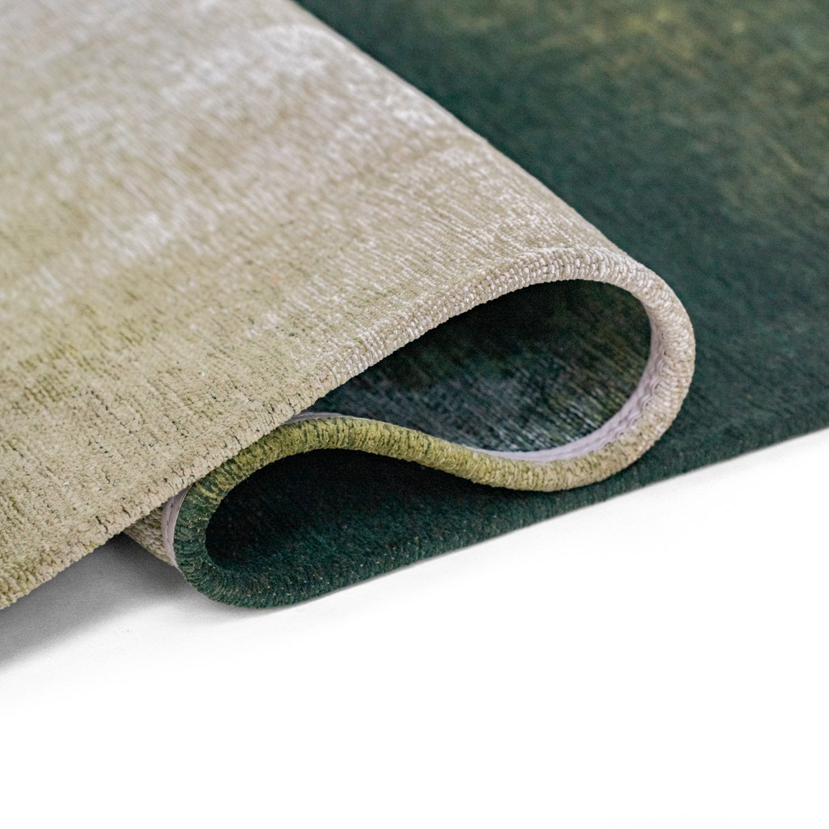 Vue rapprochée des motifs du tapis Eco - Ambiance Forêt