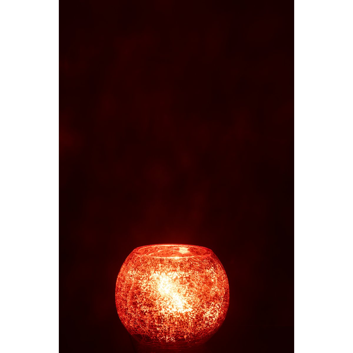 Ambiance chaleureuse avec la lanterne J-Line Ball Craquelé