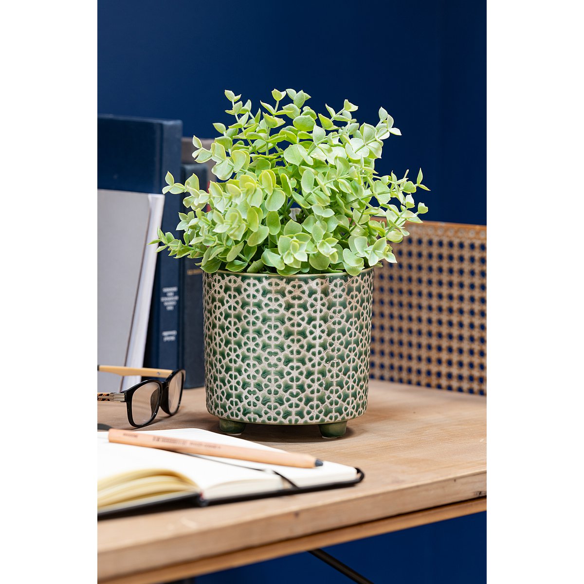 Pot de fleurs J-Line en céramique vert, vue de face