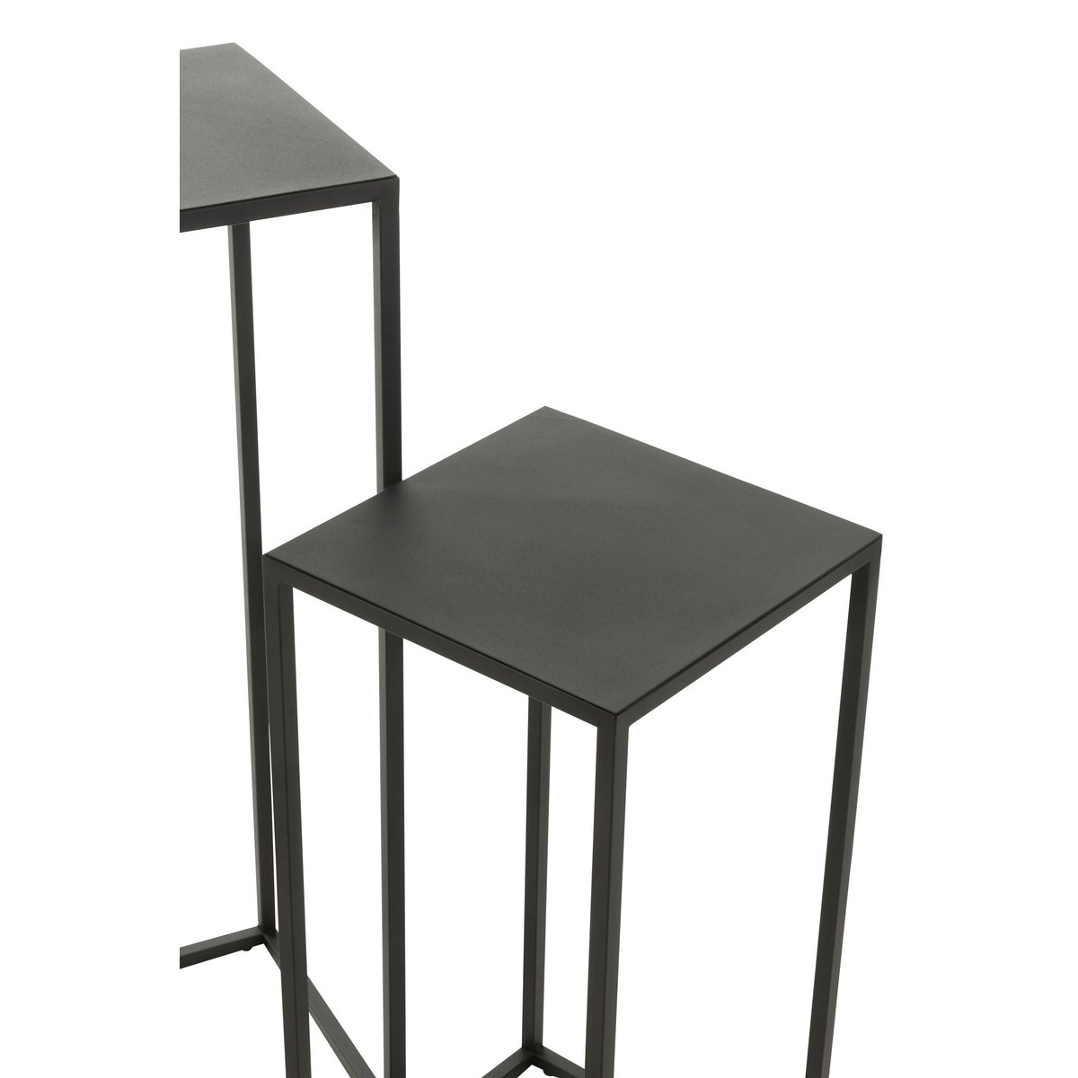 Table d'appoint J-Line Square, mise en scène dans un salon moderne