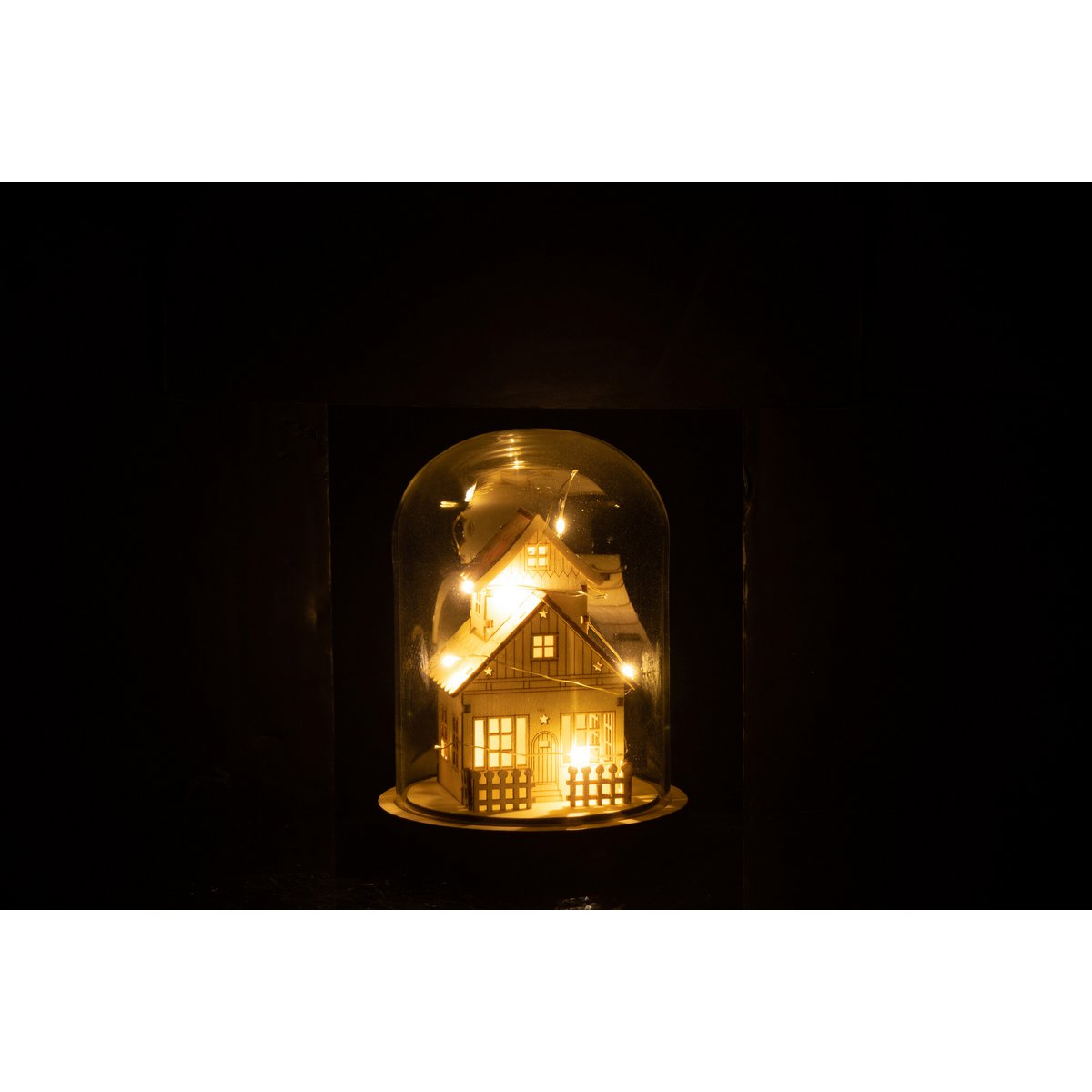 Cloche LED Maison d'Hiver, détail du bois naturel et verre transparent