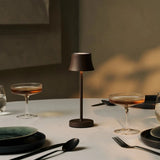 Lot de 8 lampes de table rechargeables moka brun avec station de recharge