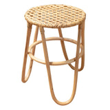 Tabouret KOLAKA en rotin naturel sur fond neutre