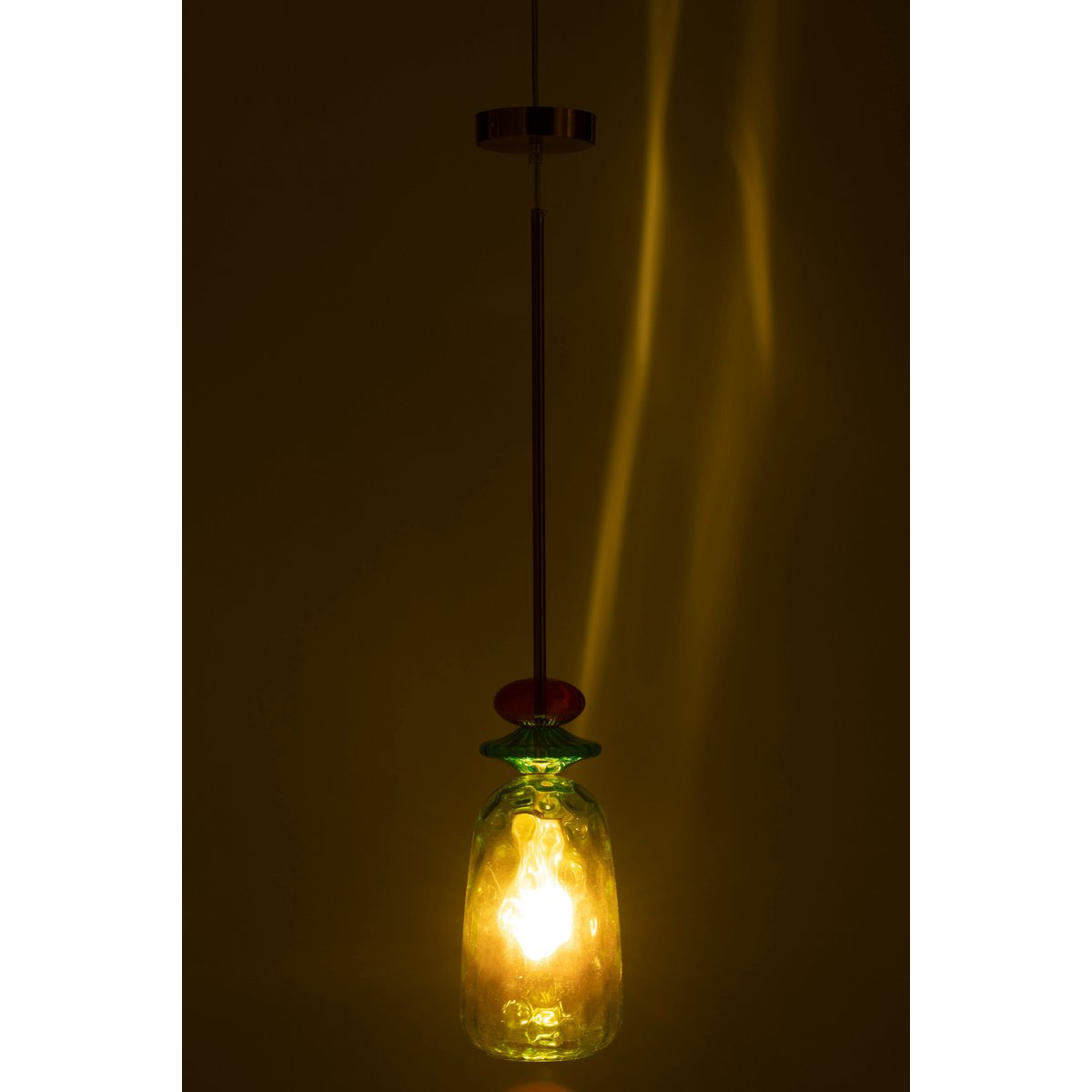 Lampe à plafond J-Line Laurence, détail du verre vert